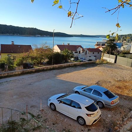 Apartments Zerjav Mali Lošinj Buitenkant foto