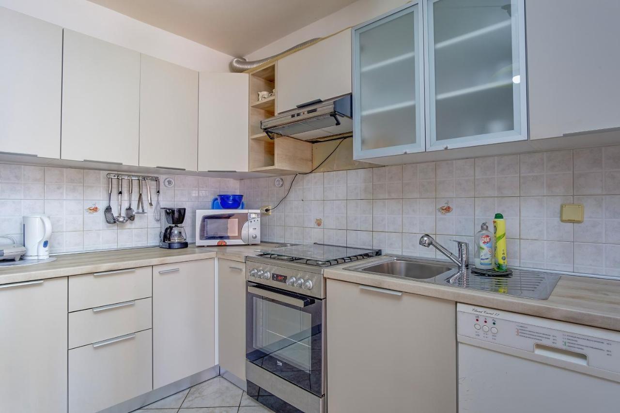 Apartments Zerjav Mali Lošinj Buitenkant foto