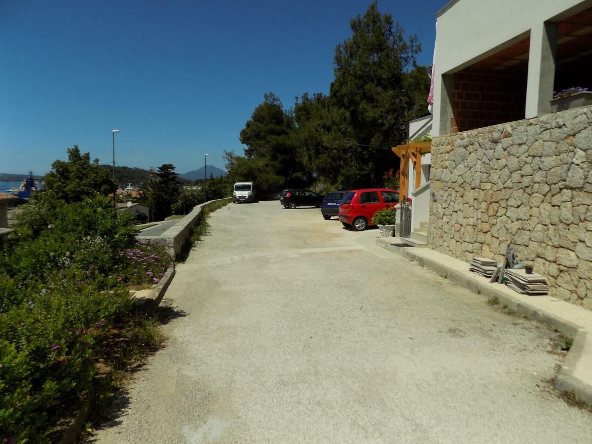 Apartments Zerjav Mali Lošinj Buitenkant foto